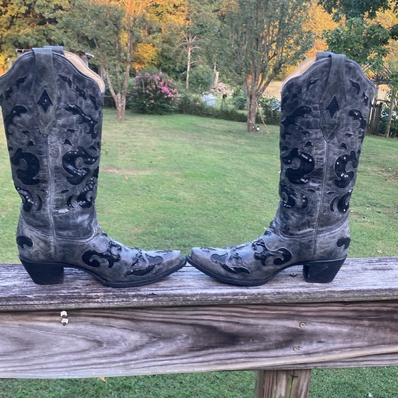 Corral vintage boots.  Women’s Size 7 1/2. - Picture 6 of 9